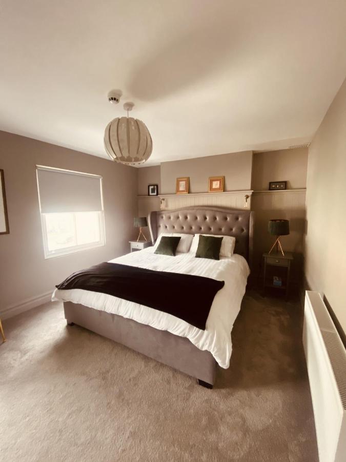 3 Bedroom Luxury Apartment Main Street キャッシェル エクステリア 写真