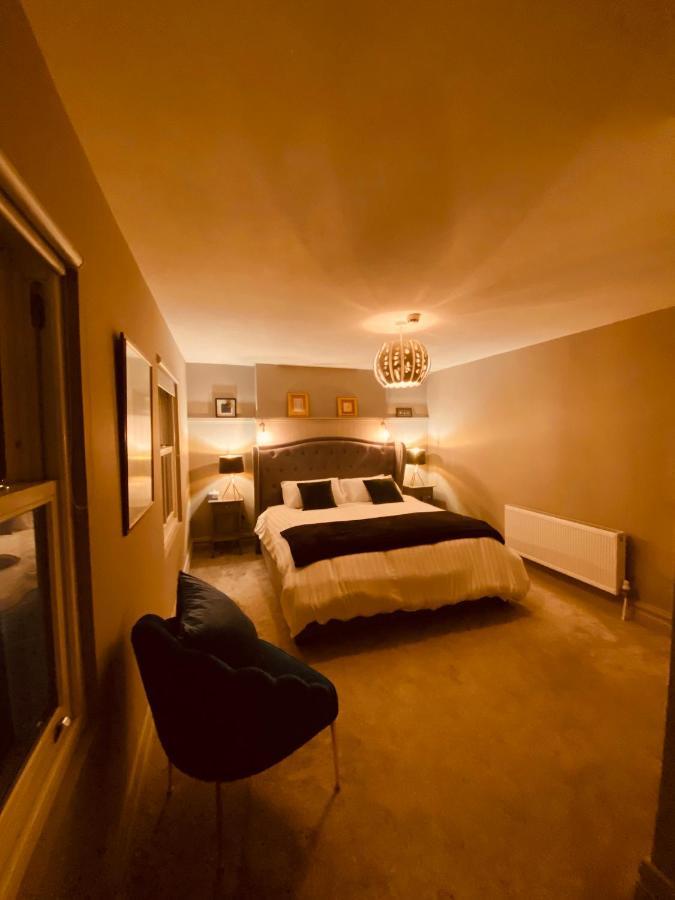 3 Bedroom Luxury Apartment Main Street キャッシェル エクステリア 写真