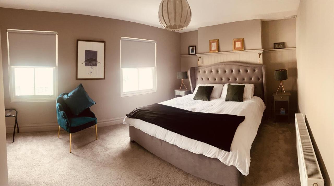 3 Bedroom Luxury Apartment Main Street キャッシェル エクステリア 写真