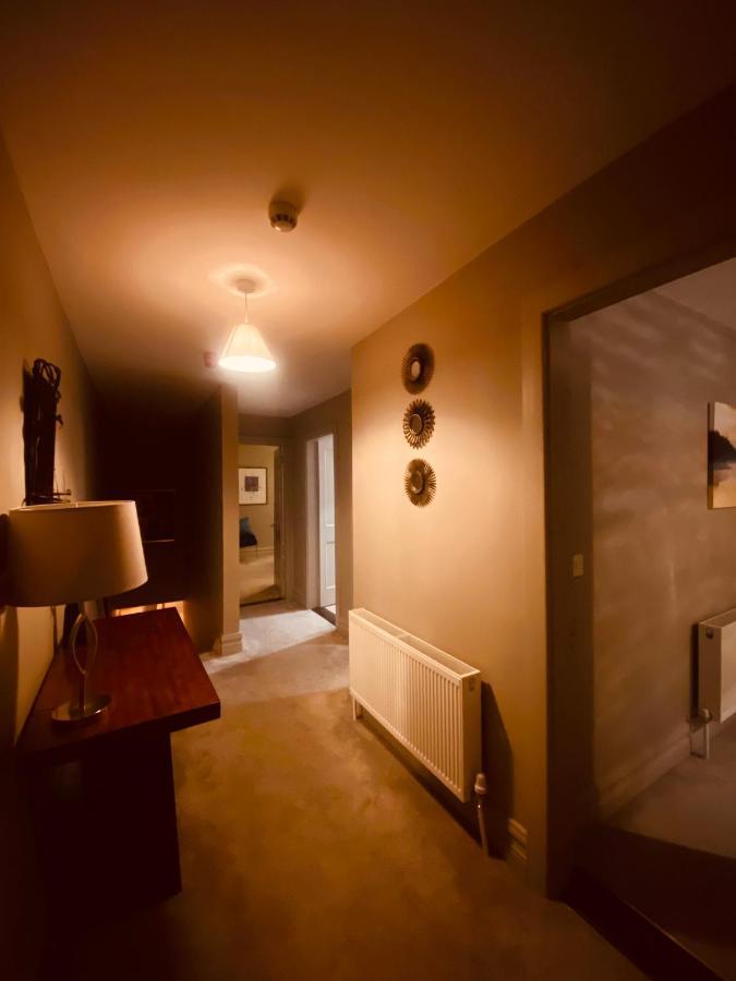 3 Bedroom Luxury Apartment Main Street キャッシェル エクステリア 写真