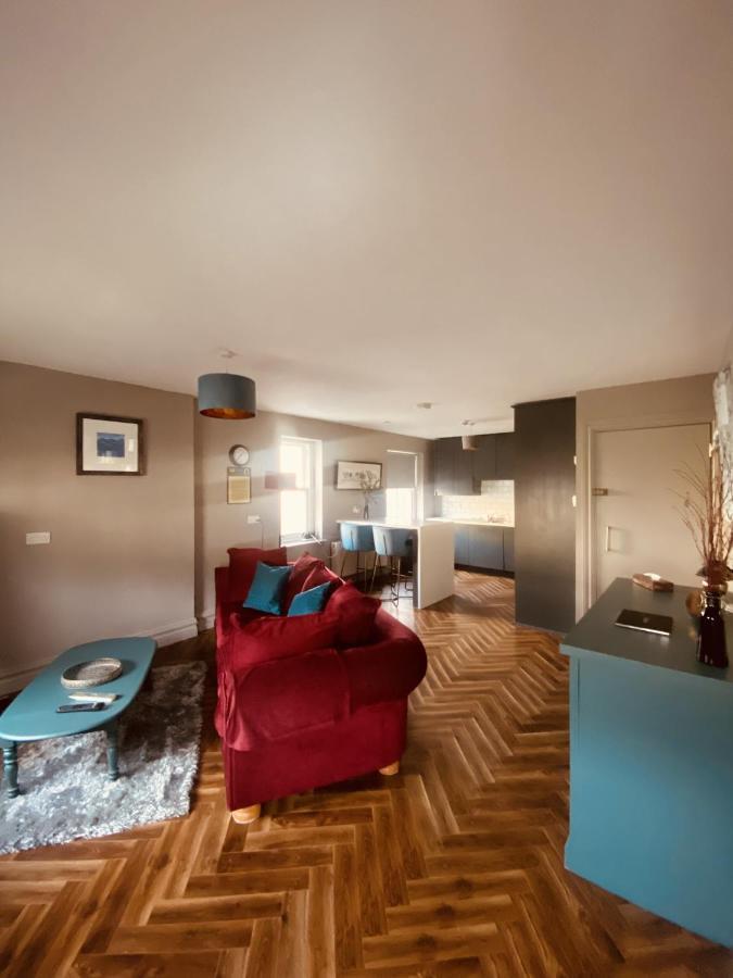 3 Bedroom Luxury Apartment Main Street キャッシェル エクステリア 写真