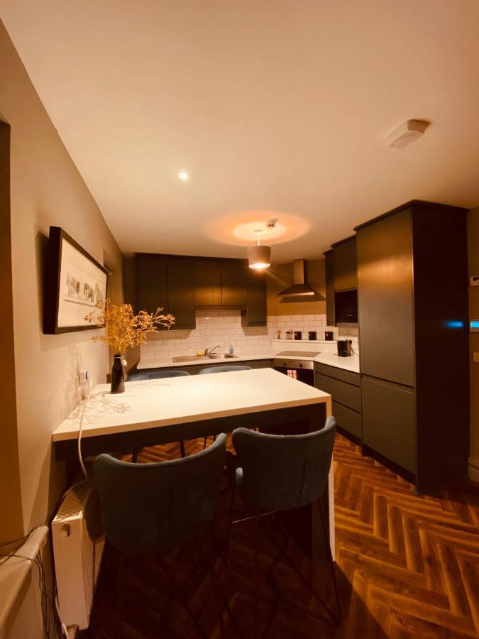 3 Bedroom Luxury Apartment Main Street キャッシェル エクステリア 写真