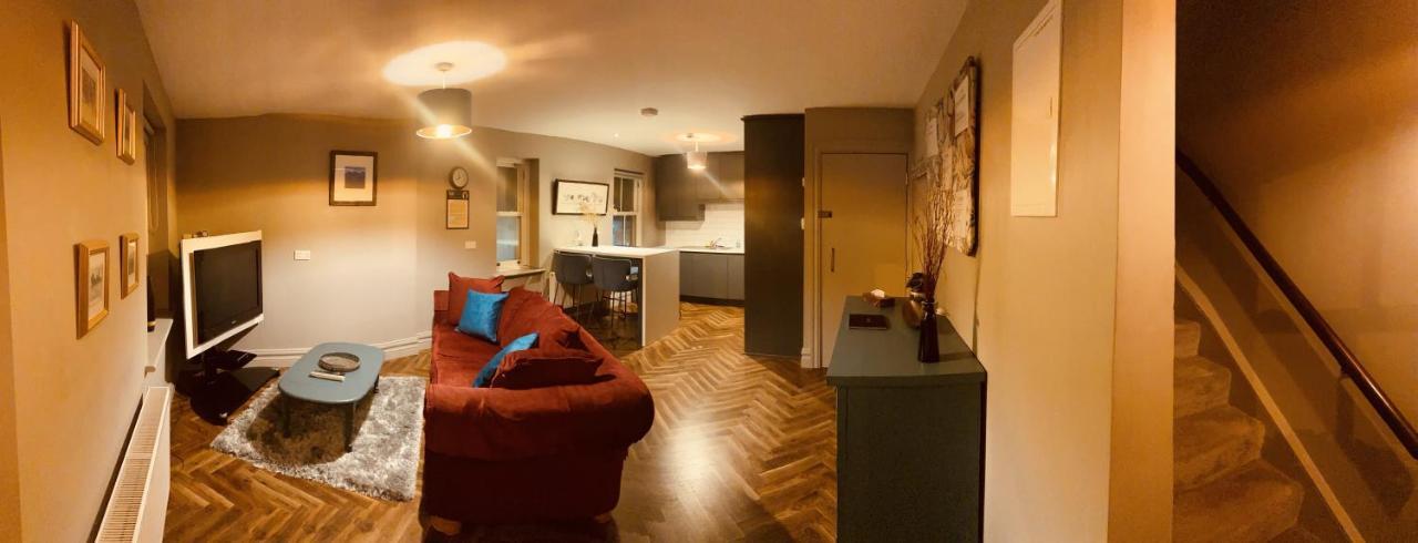 3 Bedroom Luxury Apartment Main Street キャッシェル エクステリア 写真