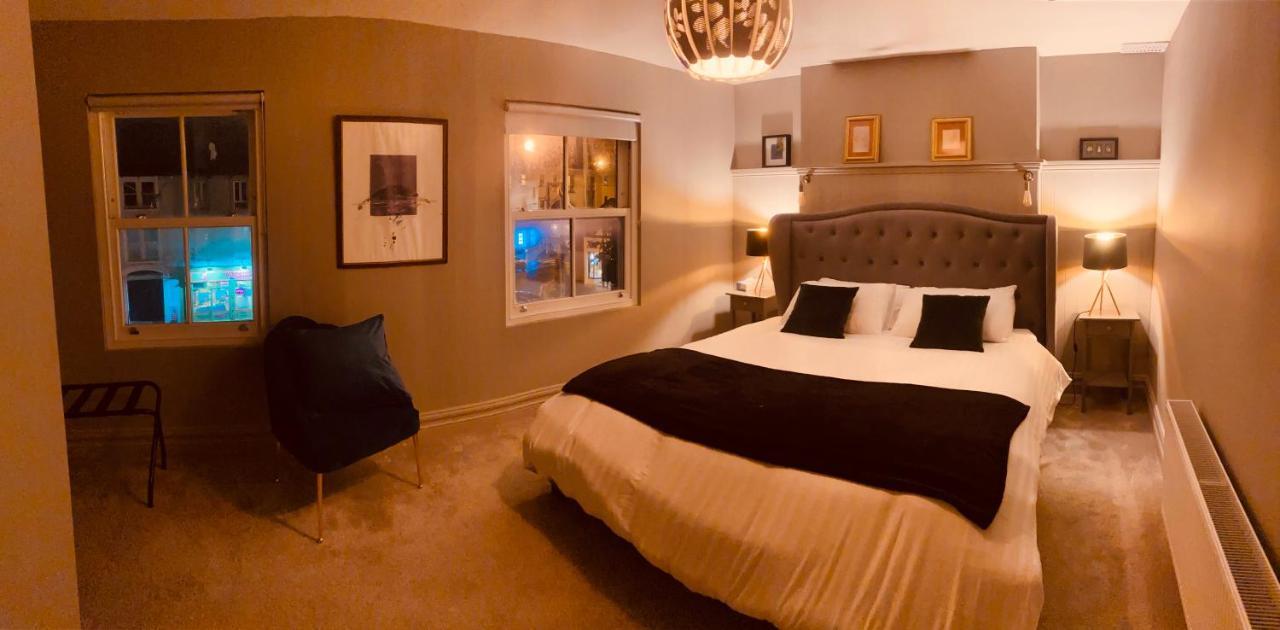 3 Bedroom Luxury Apartment Main Street キャッシェル エクステリア 写真